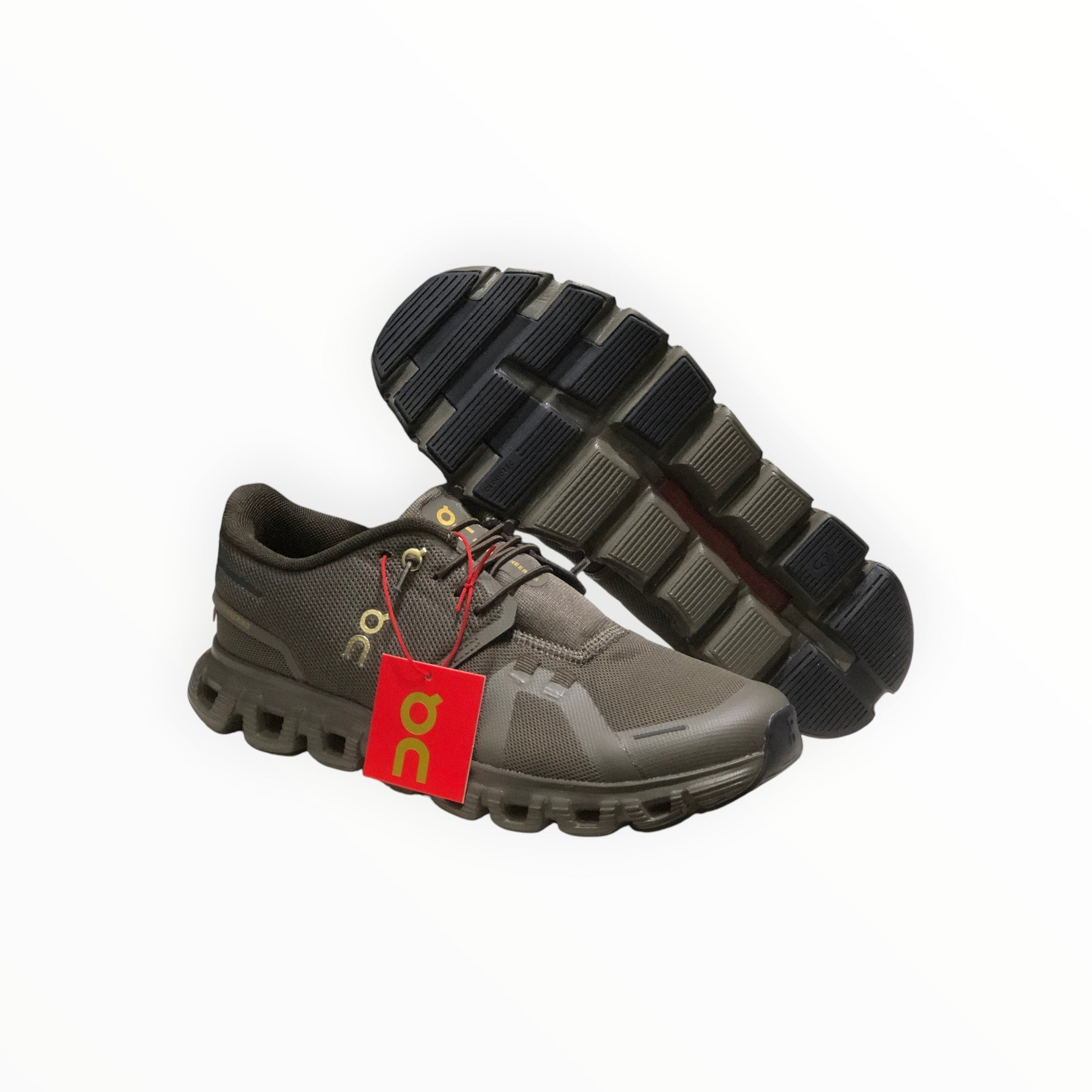 Mens On - Cloud 6 Waterproof Shoes Black & Gold