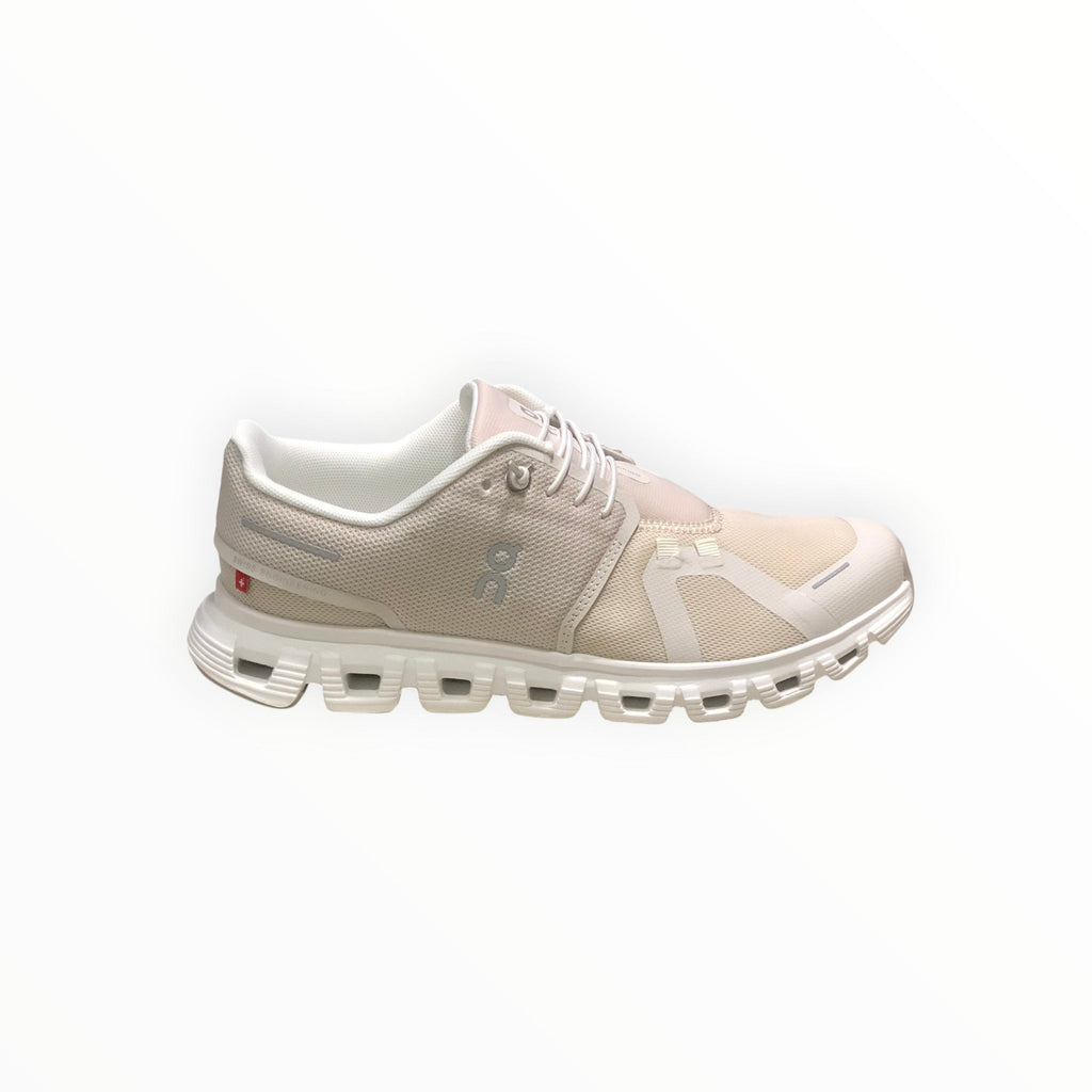 Mens On - Cloud 6 Waterproof Shoes Off-White