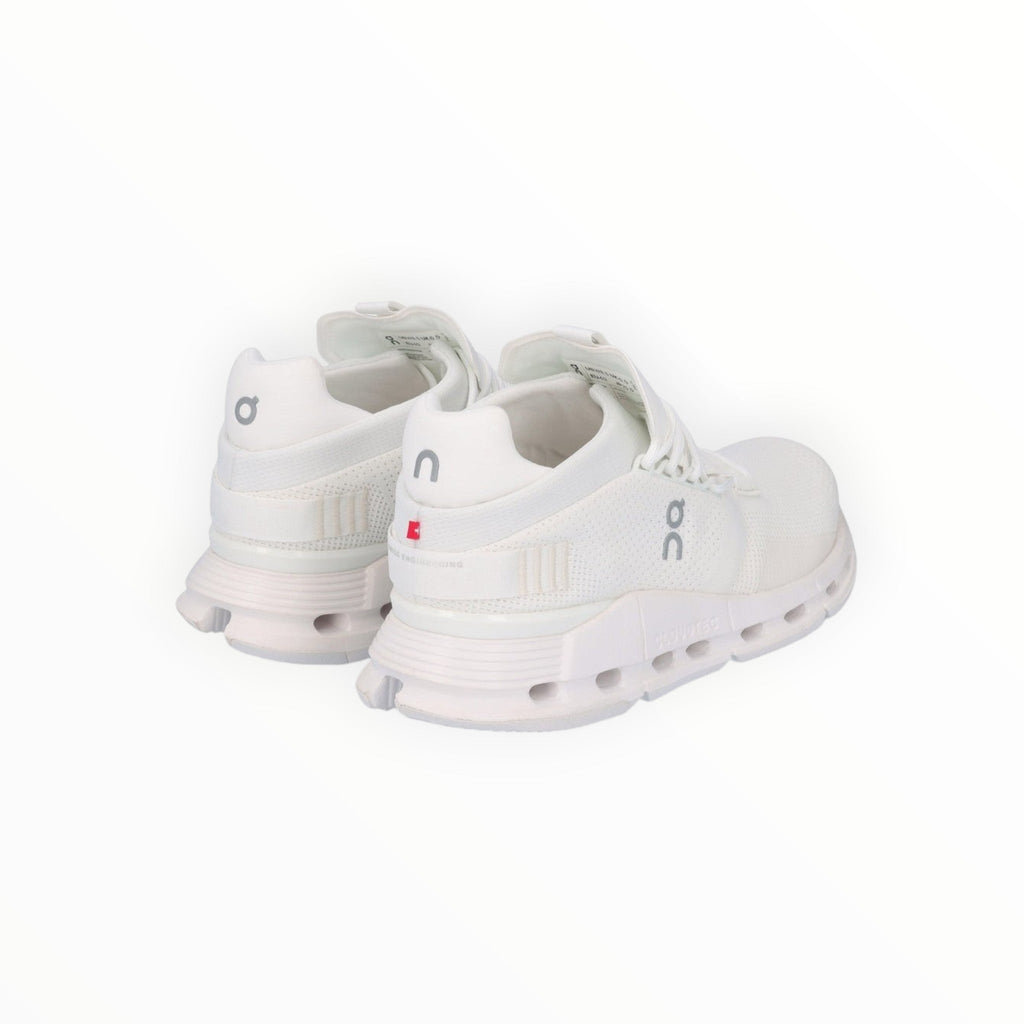 CLOUDNOVA MEN'S RUNNING SHOES (WHITE)
