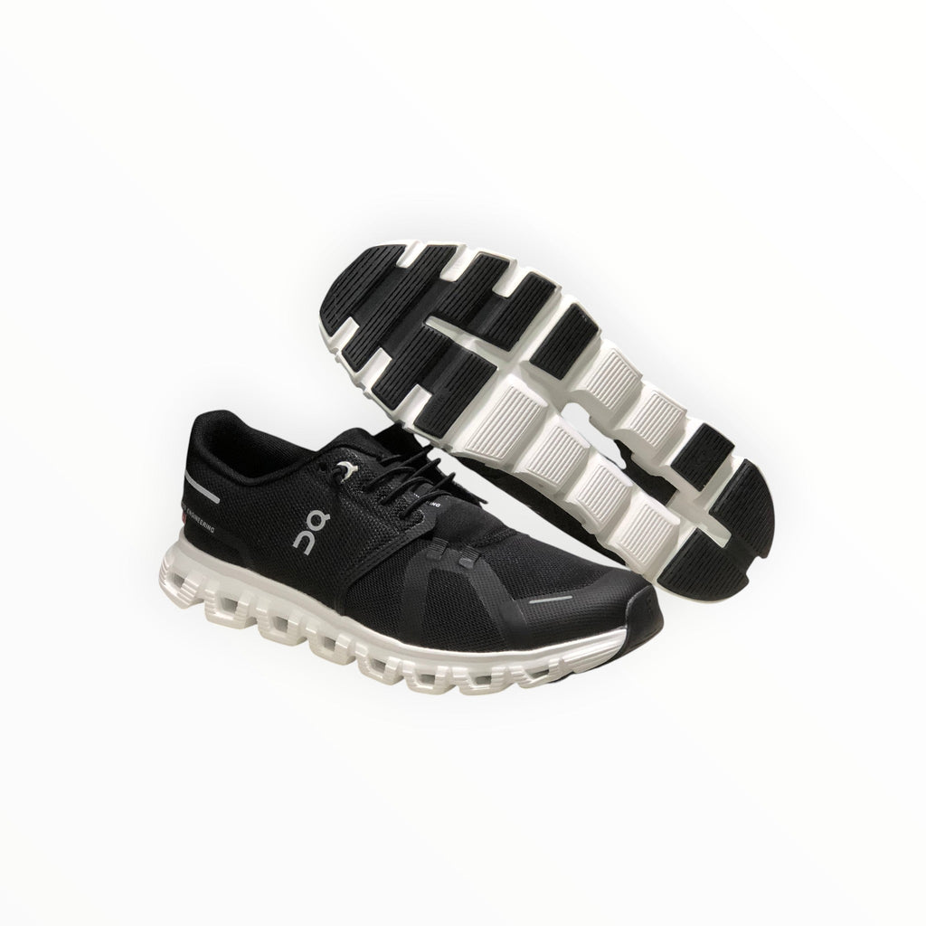 Mens On - Cloud 6 Waterproof Shoes Black & White